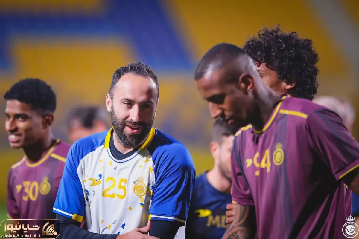 فرهاد سرمربی النصر را اخراج کرد!